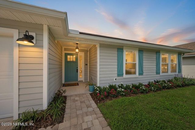 13711 N GERONA Drive, Jacksonville, FL 32224