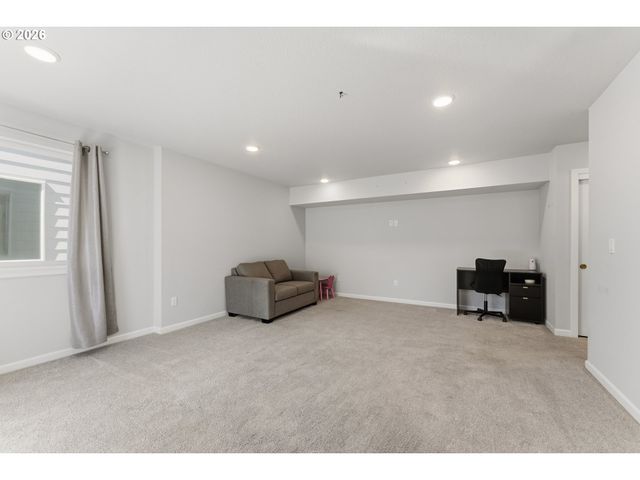 1568 19TH Ave, Forest Grove, OR 97116