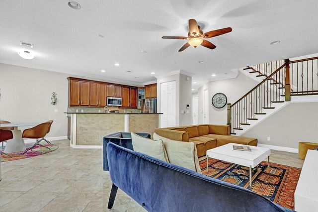 4137 Darlington Street, Palm Beach Gardens, FL 33418