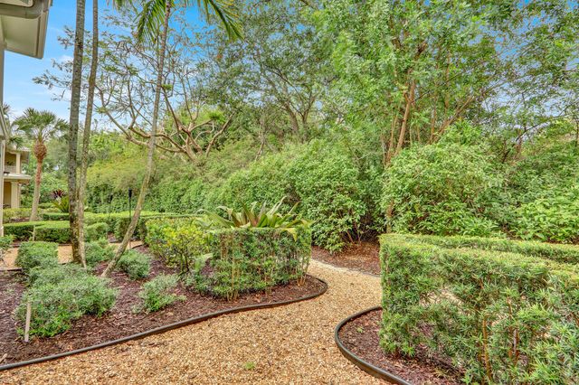 4137 Darlington Street, Palm Beach Gardens, FL 33418