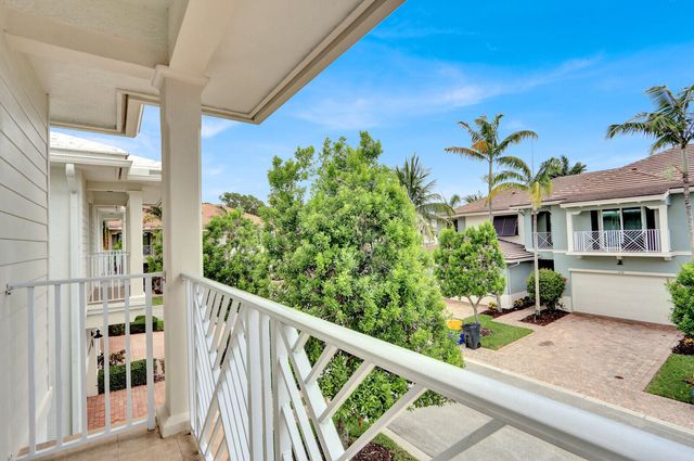 4137 Darlington Street, Palm Beach Gardens, FL 33418