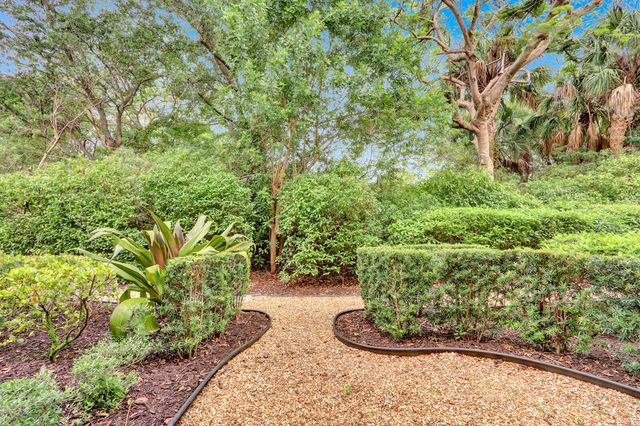 4137 Darlington Street, Palm Beach Gardens, FL 33418