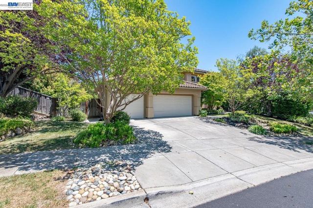 705 Newbury Street, Livermore, CA 94551