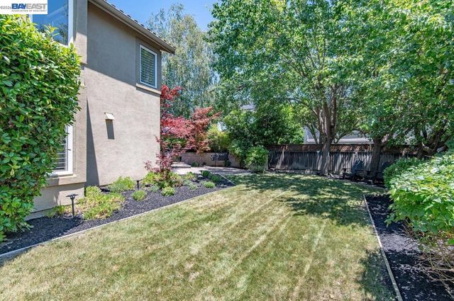 705 Newbury Street, Livermore, CA 94551