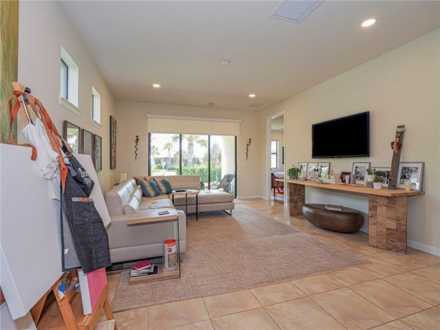 4448 Beauty Leaf Circle, Vero Beach, FL 32967