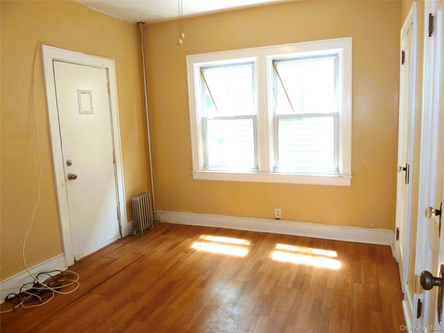 2515 Far Rockaway Boulevard, Far Rockaway, NY 11691