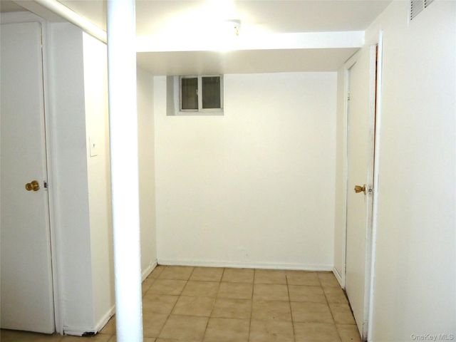 2515 Far Rockaway Boulevard, Far Rockaway, NY 11691