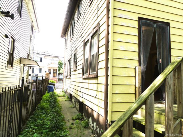 2515 Far Rockaway Boulevard, Far Rockaway, NY 11691