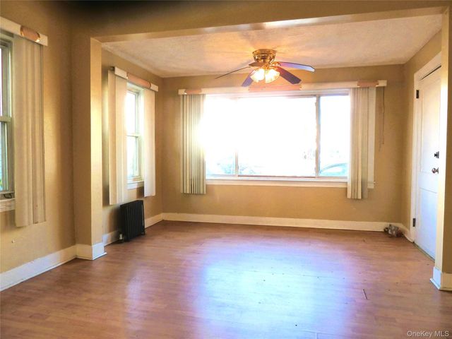 2515 Far Rockaway Boulevard, Far Rockaway, NY 11691