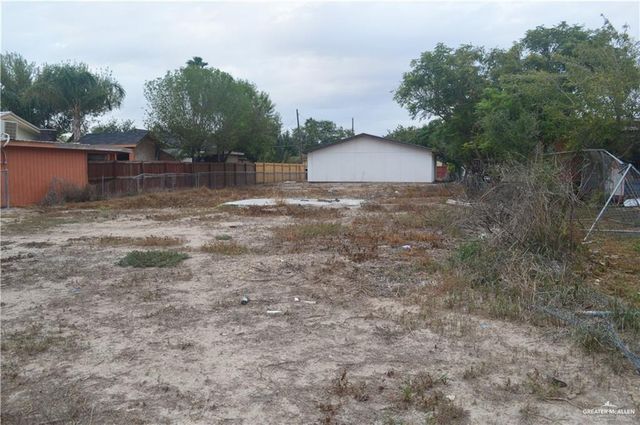 236 E 13th Street, La Joya, TX 78560