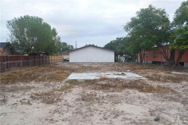236 E 13th Street, La Joya, TX 78560
