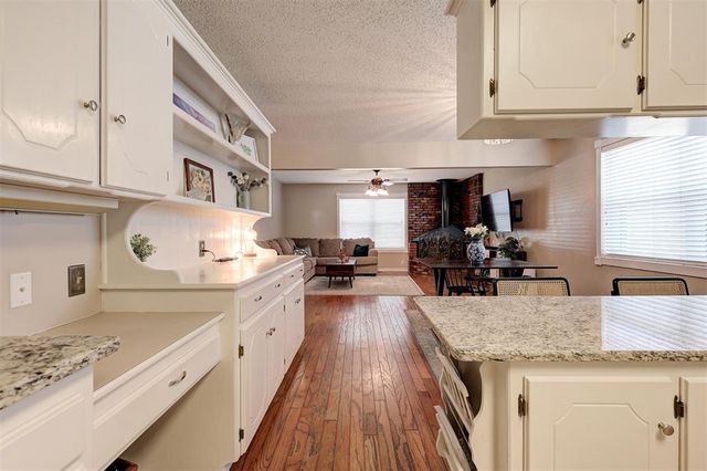 236 E 30th Street, Edmond, OK 73013