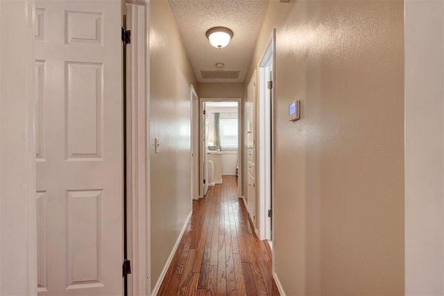 236 E 30th Street, Edmond, OK 73013