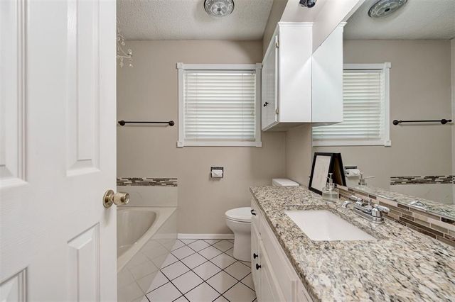 236 E 30th Street, Edmond, OK 73013