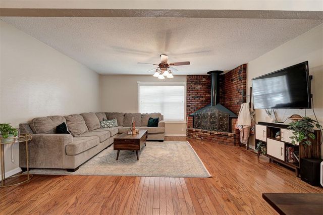 236 E 30th Street, Edmond, OK 73013