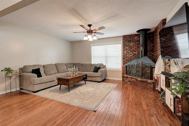 236 E 30th Street, Edmond, OK 73013