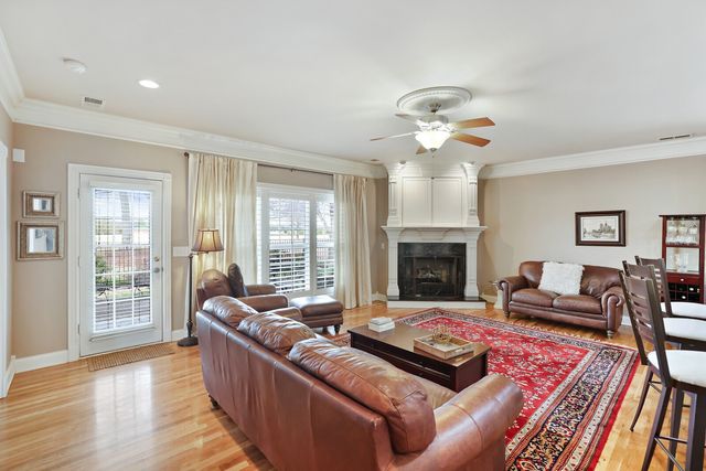 1148 Fairvue Village Ln, Gallatin, TN 37066