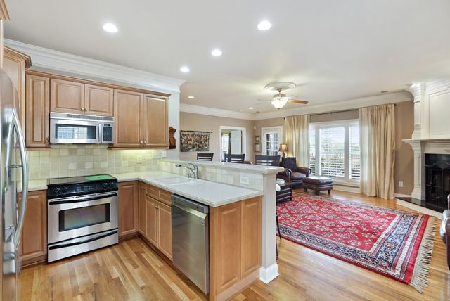 1148 Fairvue Village Ln, Gallatin, TN 37066