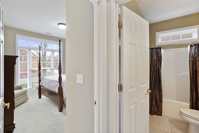 1148 Fairvue Village Ln, Gallatin, TN 37066