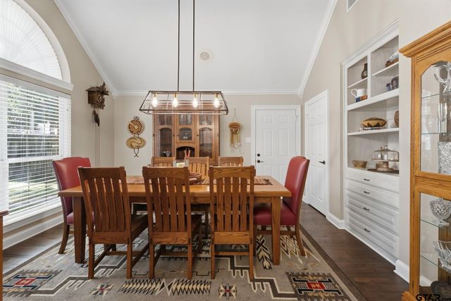 3407 Storey Lake Drive, Tyler, TX 75707