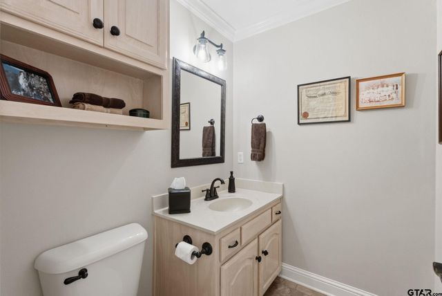 3407 Storey Lake Drive, Tyler, TX 75707