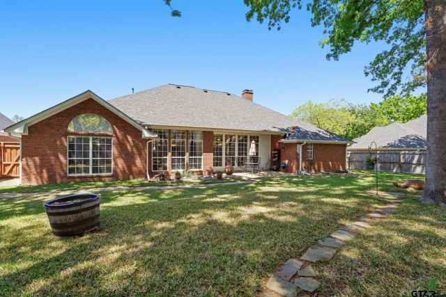 3407 Storey Lake Drive, Tyler, TX 75707
