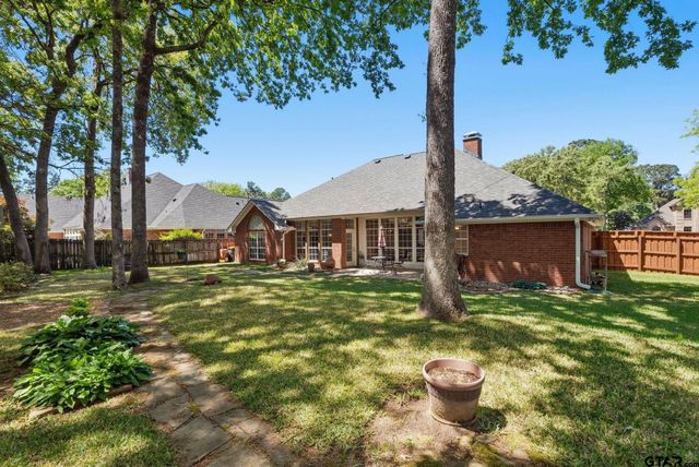 3407 Storey Lake Drive, Tyler, TX 75707