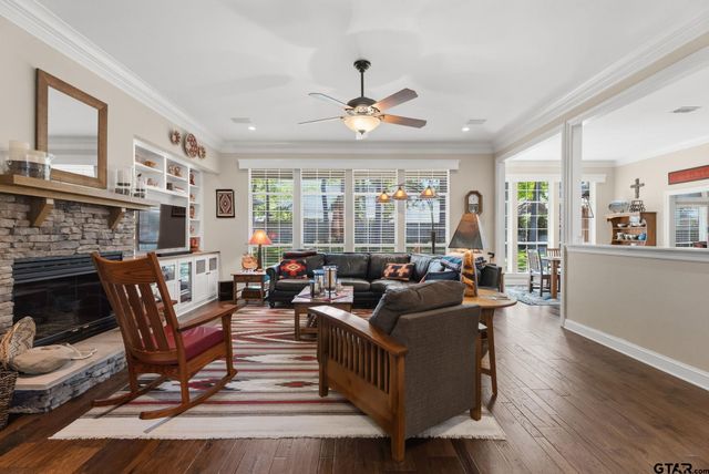 3407 Storey Lake Drive, Tyler, TX 75707