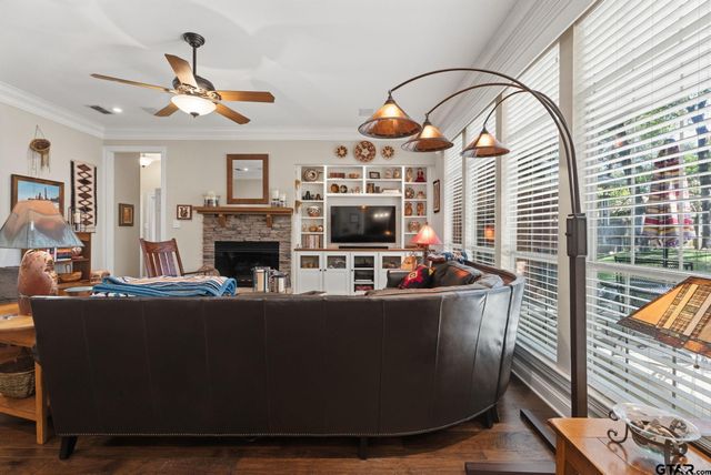 3407 Storey Lake Drive, Tyler, TX 75707