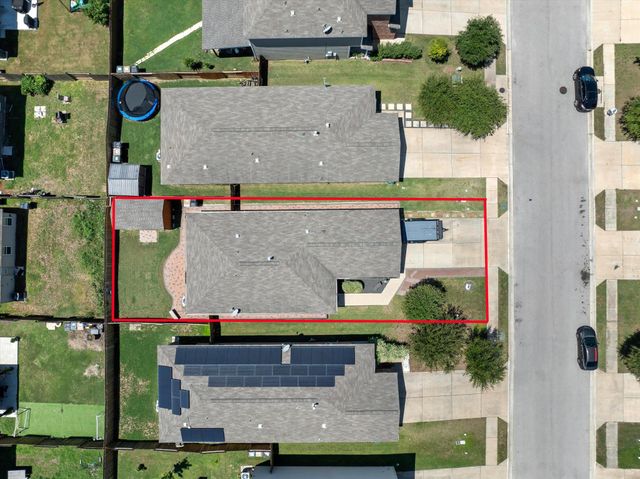 1533 Breanna LN, Kyle, TX 78640