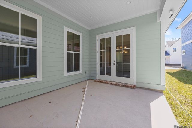 1216 Applewood Dr, Zachary, LA 70791