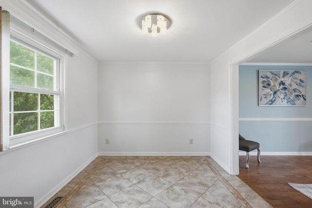 315 TENBY CHASE DR, Delran, NJ 08075