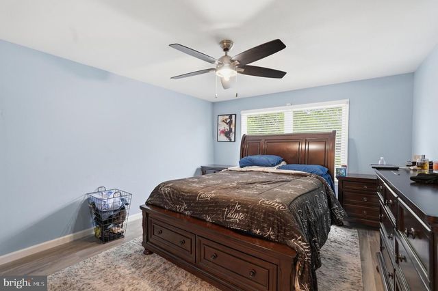 315 TENBY CHASE DR, Delran, NJ 08075