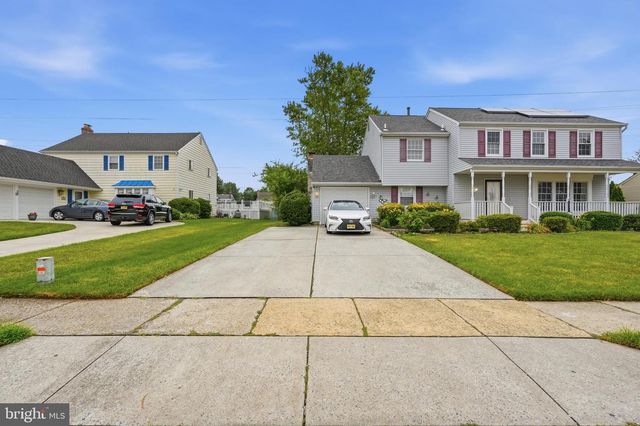 315 TENBY CHASE DR, Delran, NJ 08075