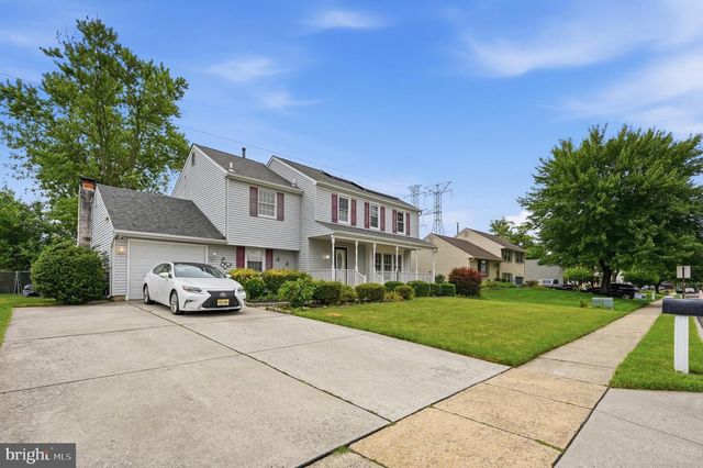 315 TENBY CHASE DR, Delran, NJ 08075