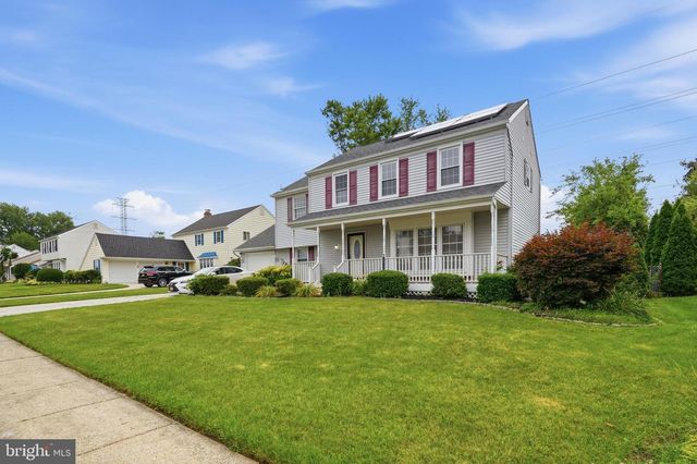315 TENBY CHASE DR, Delran, NJ 08075