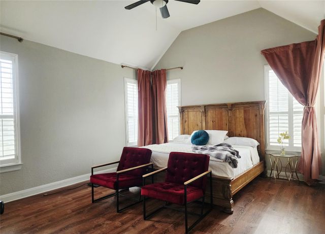 152 Silver Hawk CT, Dripping Springs, TX 78620