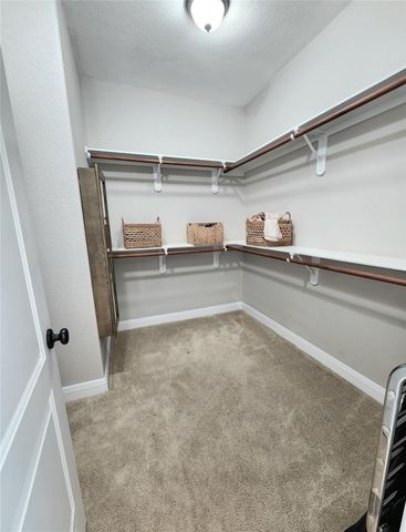 152 Silver Hawk CT, Dripping Springs, TX 78620