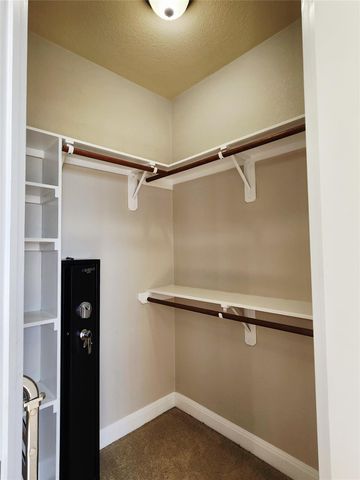 152 Silver Hawk CT, Dripping Springs, TX 78620