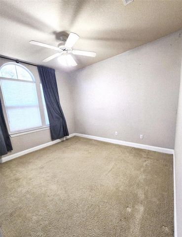 152 Silver Hawk CT, Dripping Springs, TX 78620