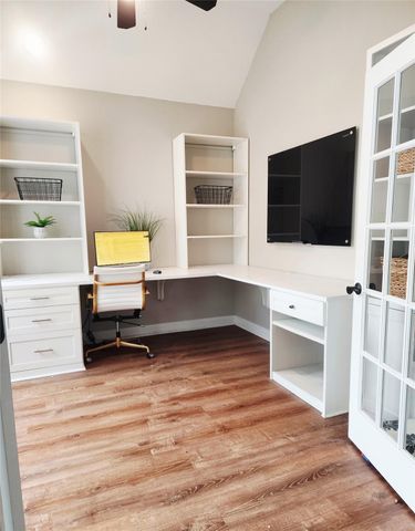 152 Silver Hawk CT, Dripping Springs, TX 78620