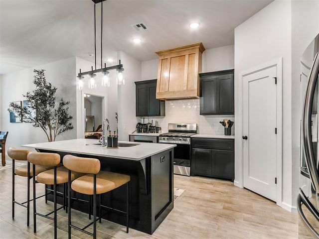 1153 NW 12th Street, Newcastle, OK 73065