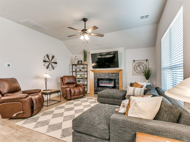 1153 NW 12th Street, Newcastle, OK 73065