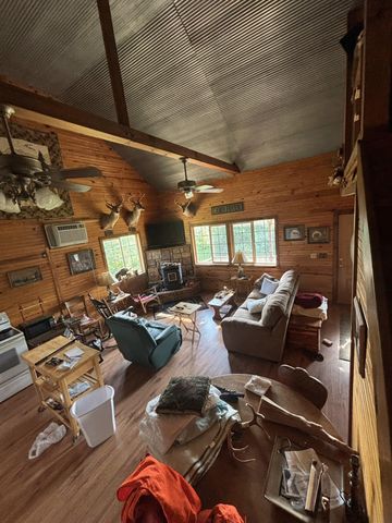 15047 Old West Eminence Road, Eminence, MO 65466