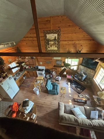 15047 Old West Eminence Road, Eminence, MO 65466