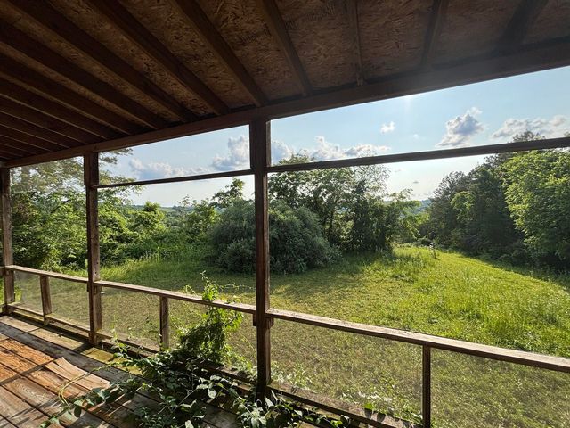 15047 Old West Eminence Road, Eminence, MO 65466