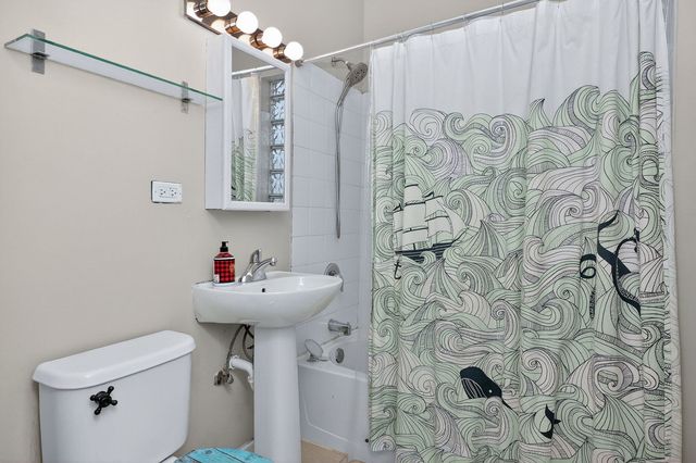 914 Lathrop Avenue, Forest Park, IL 60130