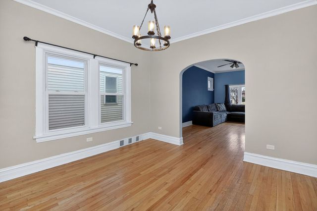 914 Lathrop Avenue, Forest Park, IL 60130