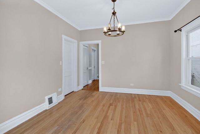 914 Lathrop Avenue, Forest Park, IL 60130