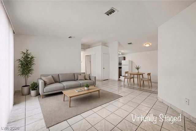 1918 King Hill Street, Las Vegas, NV 89106